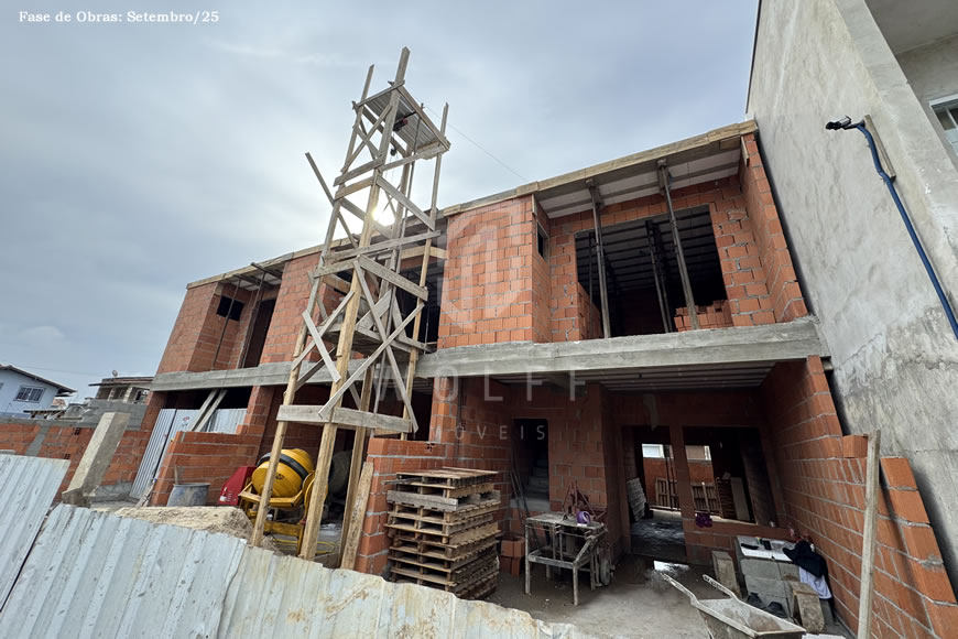 JD1589 - Sobrado Geminado com 03 dormitórios