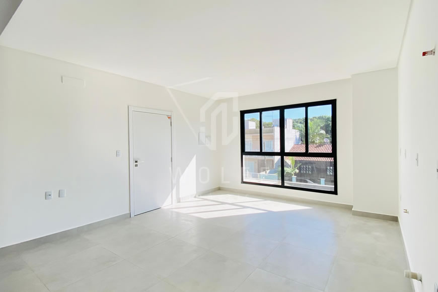 JD1593 - Apartamento Duplex com 03 dormitórios