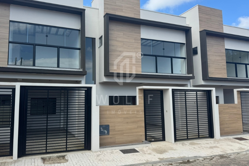 JD1594 - Sobrado de Alto Padrão no Centro