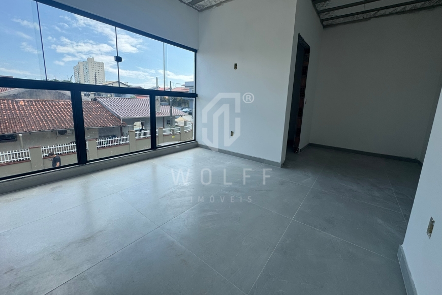 JD1594 - Sobrado de Alto Padrão no Centro