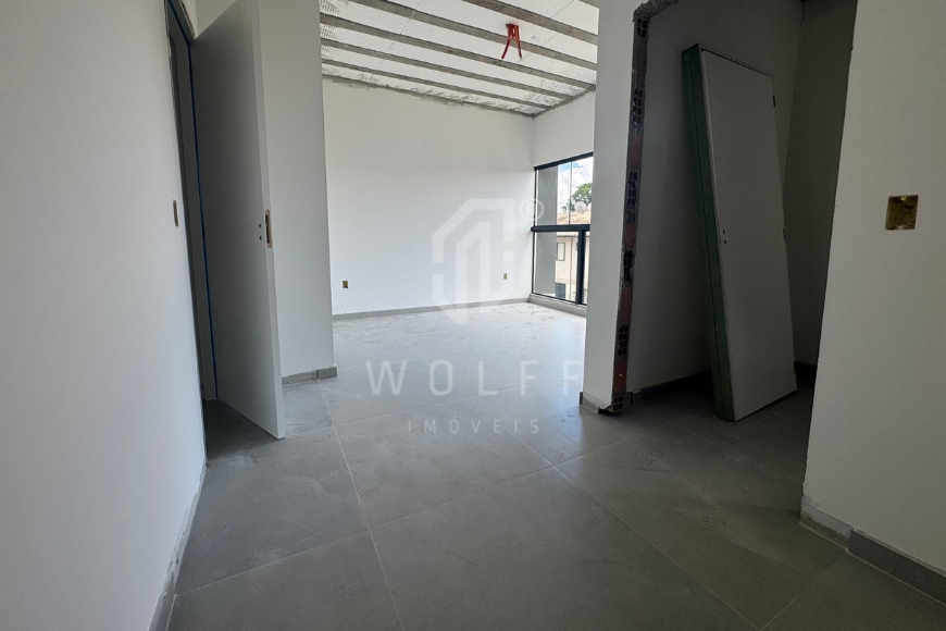 JD1594 - Sobrado de Alto Padrão no Centro