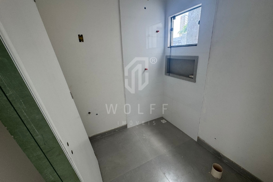 JD1594 - Sobrado de Alto Padrão no Centro