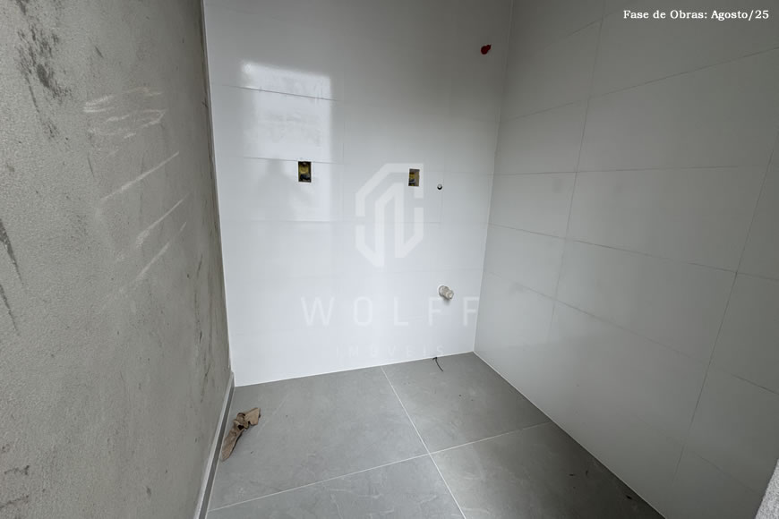 JD1594 - Sobrado Geminado de Alto Padrão no Centro