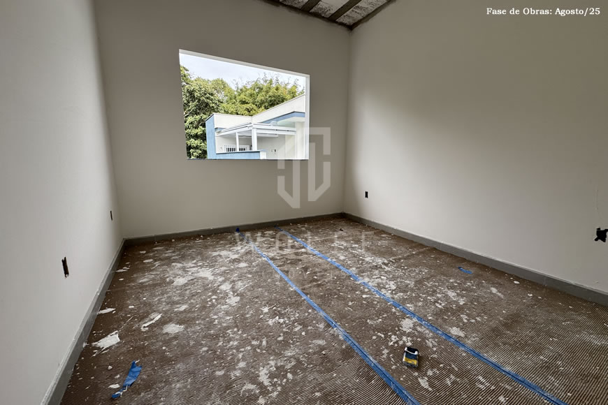 JD1594 - Sobrado Geminado de Alto Padrão no Centro