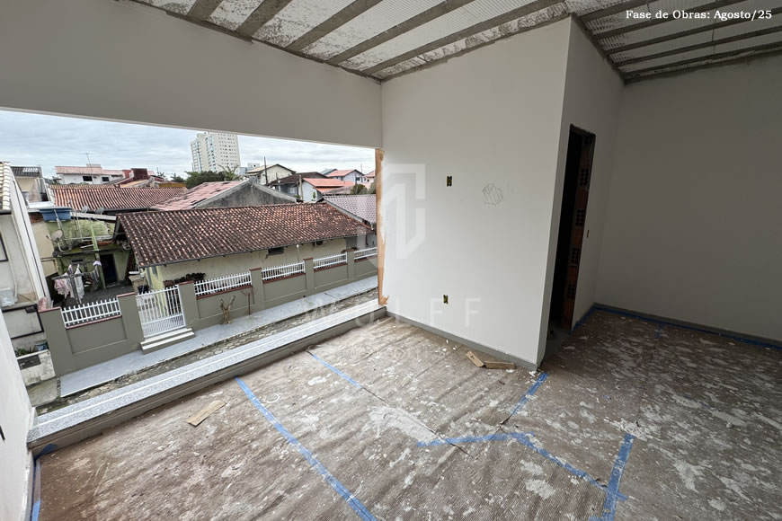 JD1594 - Sobrado Geminado de Alto Padrão no Centro