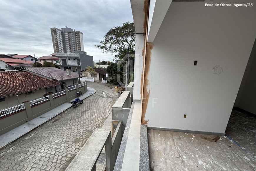 JD1594 - Sobrado Geminado de Alto Padrão no Centro