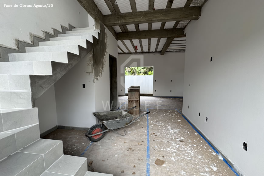 JD1594 - Sobrado Geminado de Alto Padrão no Centro