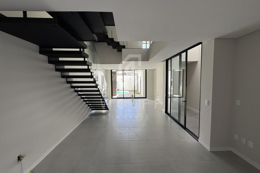 JD1599 - Sobrado Triplex com Linda Vista Mar