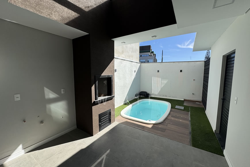 JD1599 - Sobrado Triplex com Linda Vista Mar