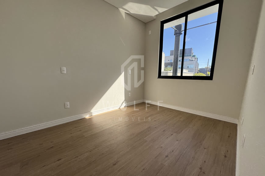 JD1599 - Sobrado Triplex com Linda Vista Mar