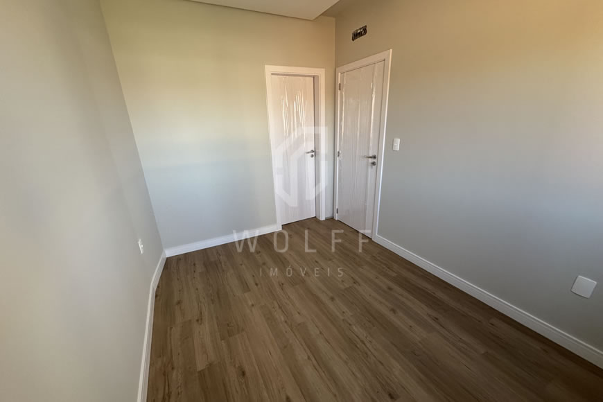 JD1600 - Sobrado Triplex com Hidromassagem e Vista Mar