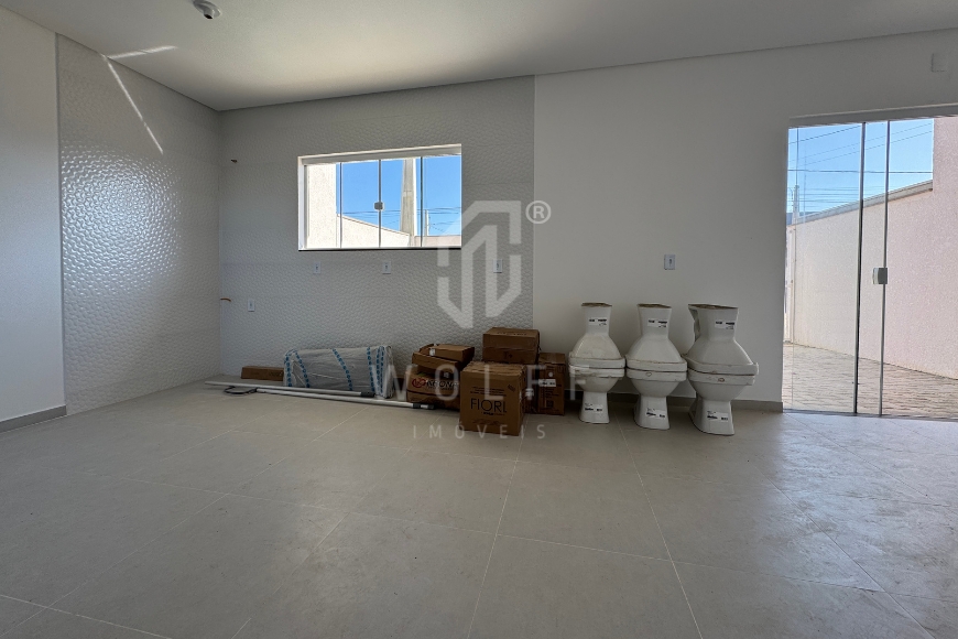 JD1603 - Sobrado com Piscina e 02 suítes em Itajuba