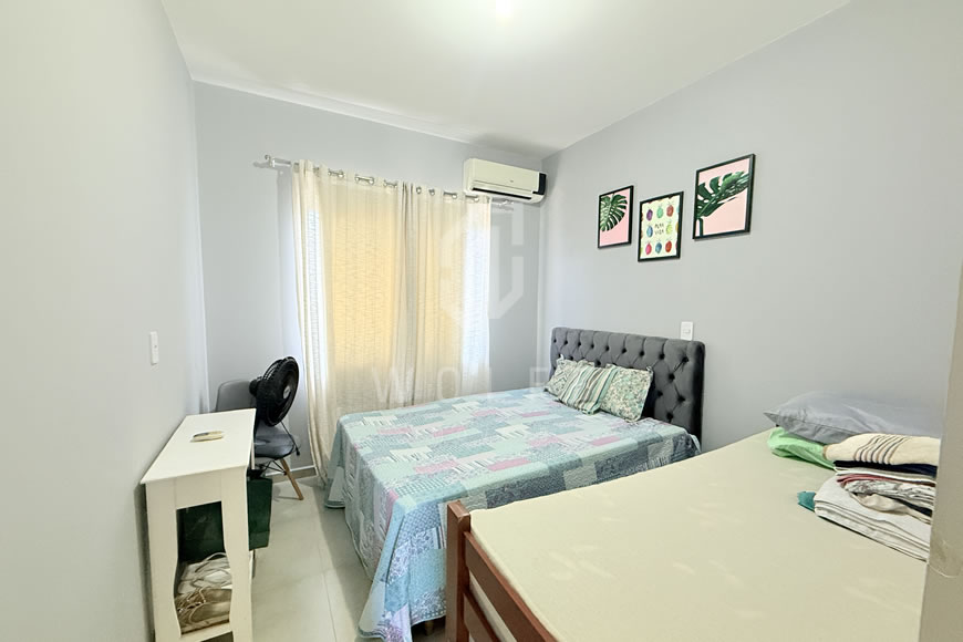 JD1604 - Casa Semimobiliada com Espaço de Festas nos Fundos