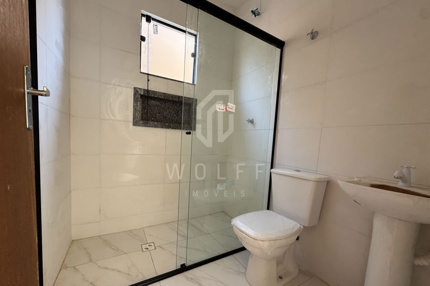 JD1605 - Casa Térrea com Amplo Espaço de Terreno