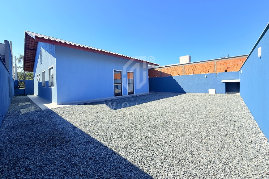 JD1608 - Casa com 3 dormitórios e Amplo terreno em Itajuba