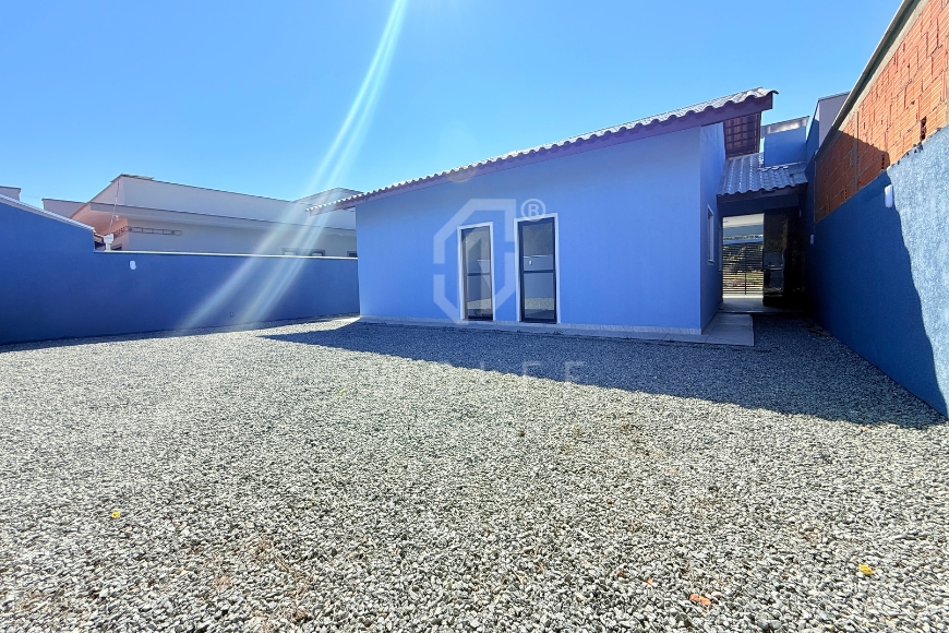 JD1608 - Casa com 3 dormitórios e Amplo terreno em Itajuba