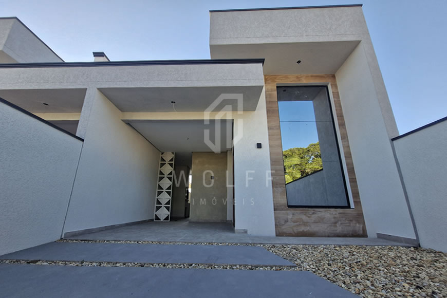 JD1617 - Casa Geminada com Lindo Projeto em Itajuba
