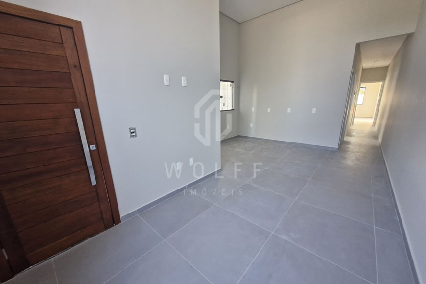 JD1617 - Casa Geminada com Lindo Projeto em Itajuba