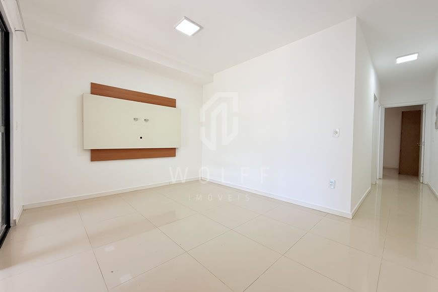 JD1621 - Casa Geminada com Churrasqueira a Carvão