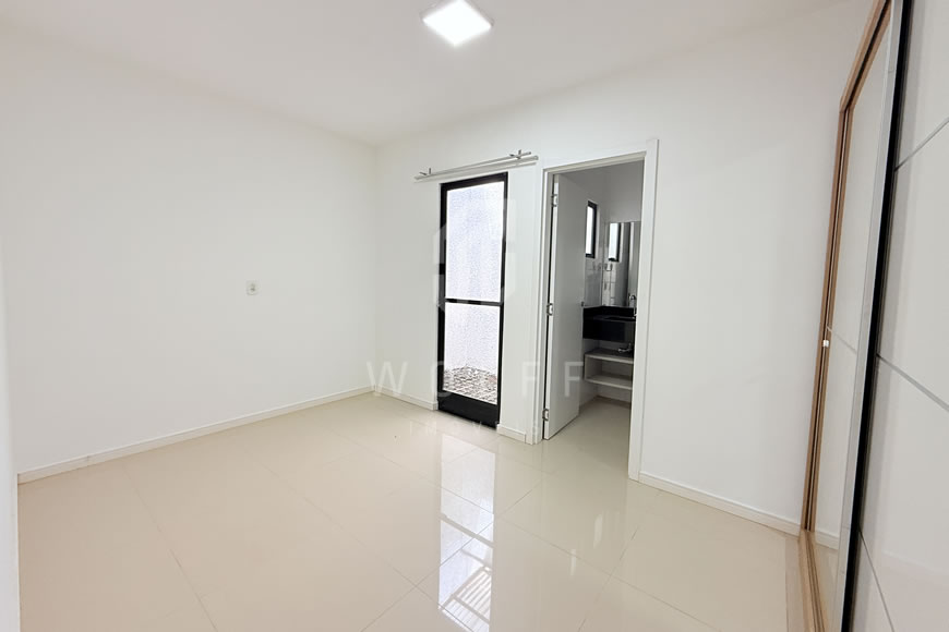 JD1621 - Casa Geminada com Churrasqueira a Carvão