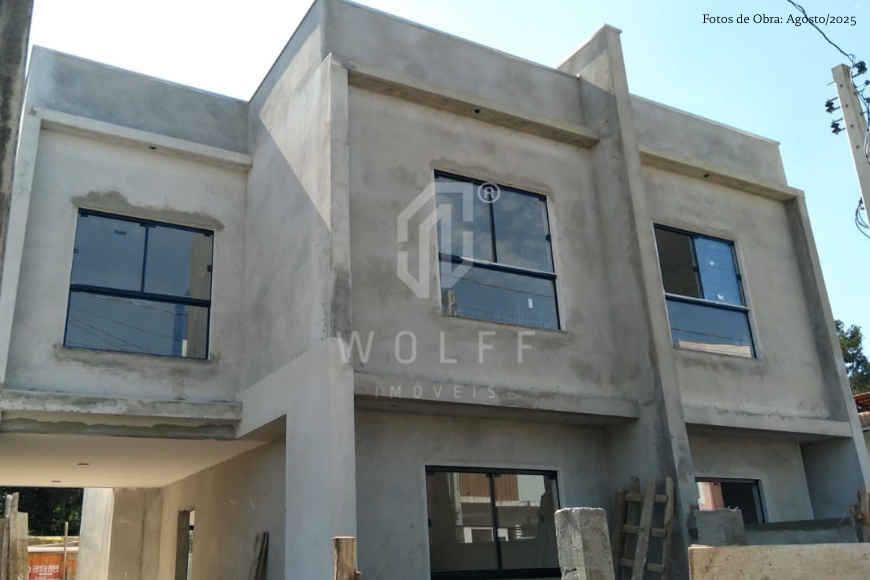 JD1623 - Sobrado com espaço de fundos no Itacolomi