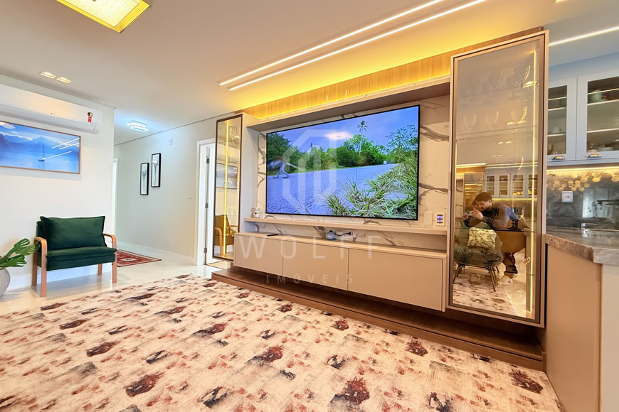 JD1625 - Apartamento com Vista Mar Deslumbrante Finamente Mobiliado