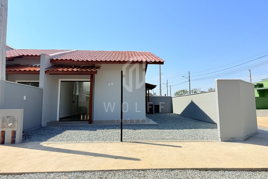 JD1626 - Casa para quem prioriza espaço de terreno em Itajuba