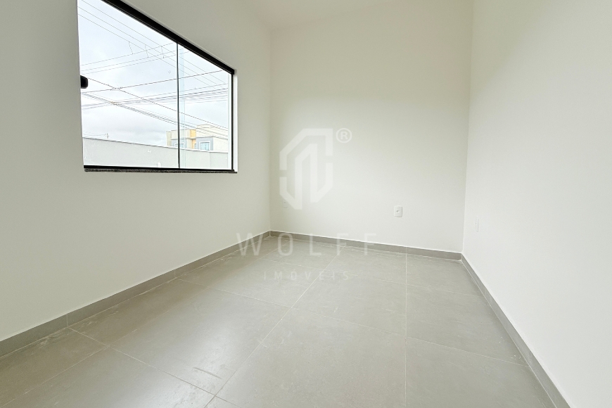 JD1626 - Casa para quem prioriza espaço de terreno em Itajuba