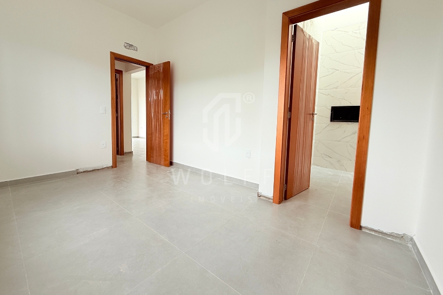 JD1626 - Casa para quem prioriza espaço de terreno em Itajuba