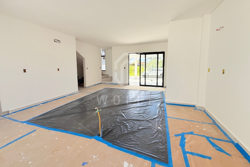 JD1628 - Sobrado Geminado a apenas 150m da Praia