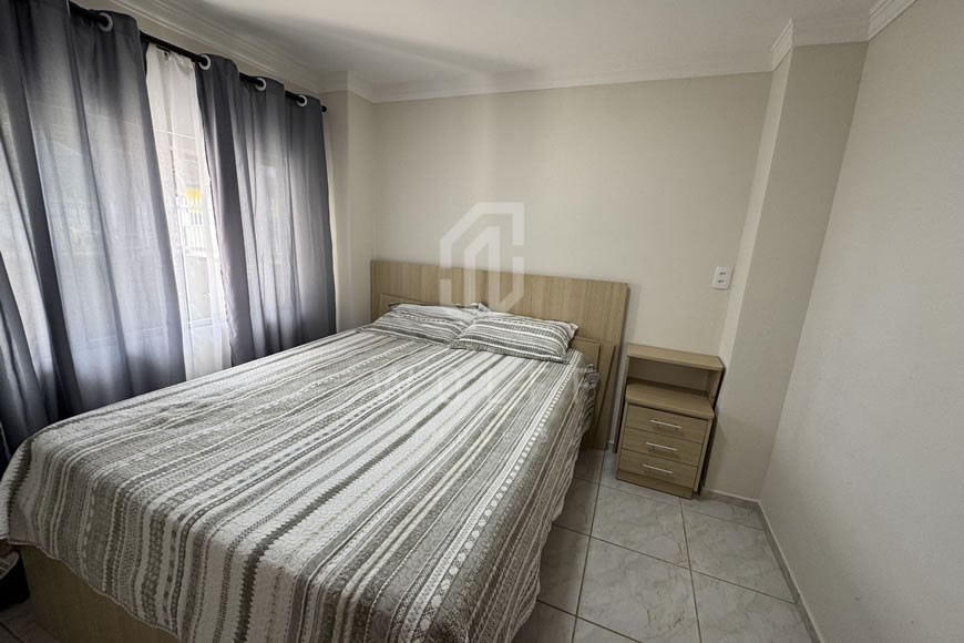 JD1629 - Sobrado Mobiliado no Centro