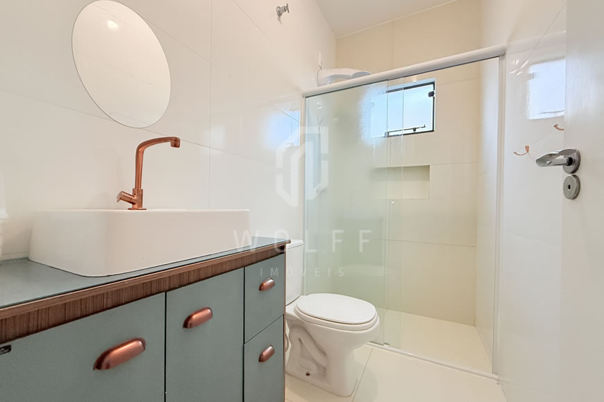 JD1631 - Casa Geminada Semi-mobiliada com Espaço para Festas nos Fundos