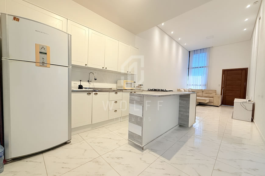 JD1631 - Casa Geminada Semi-mobiliada com Espaço para Festas nos Fundos