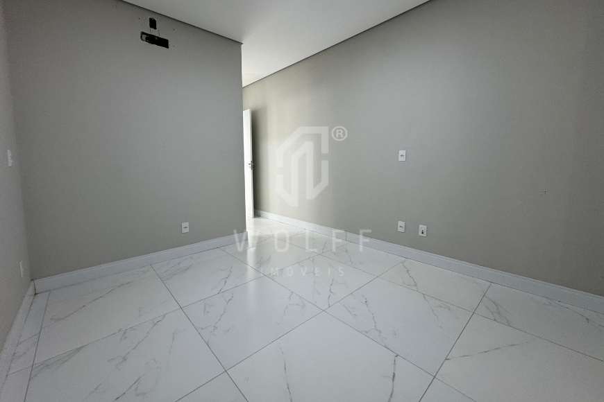 JD1632 - Casa Pronta para Morar em Rua Pavimentada 