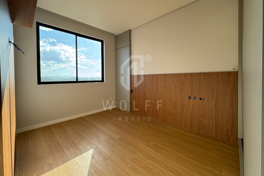JD1636 - Apartamento Semi Mobiliado a 260 metros da praia no Centro
