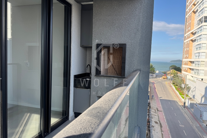 JD1636 - Apartamento Semi Mobiliado a 260 metros da praia no Centro