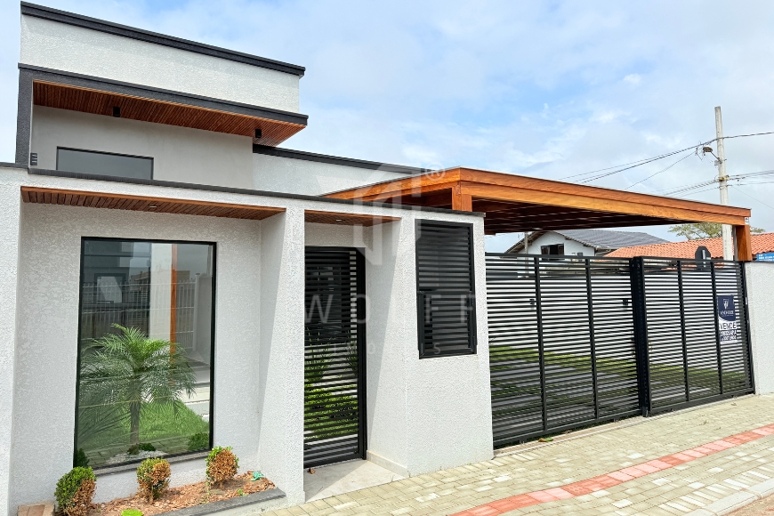 JD1642 - Casa com área de festas em Itajuba