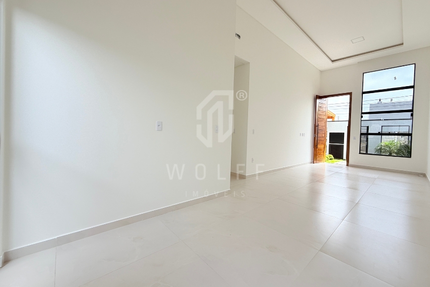 JD1642 - Casa com área de festas em Itajuba