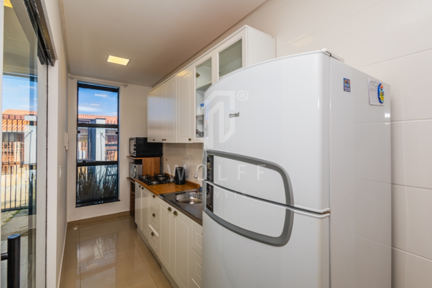 JD1643 - Casa Mobiliada em Rua Pavimentada