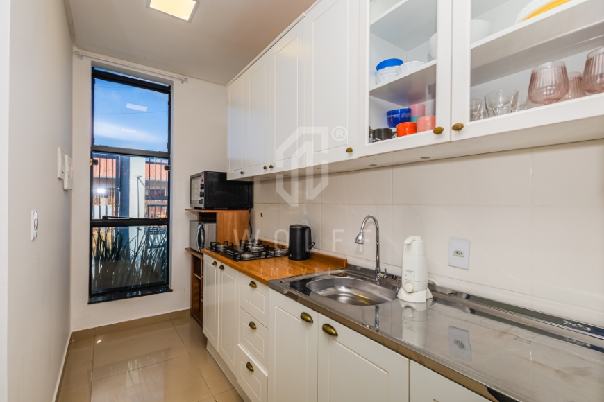 JD1643 - Casa Mobiliada em Rua Pavimentada