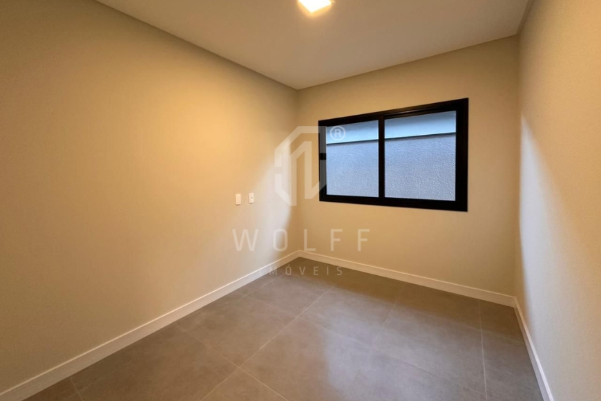 JD1644 - Casa com 1 suíte + 2 dormitórios em Itajuba