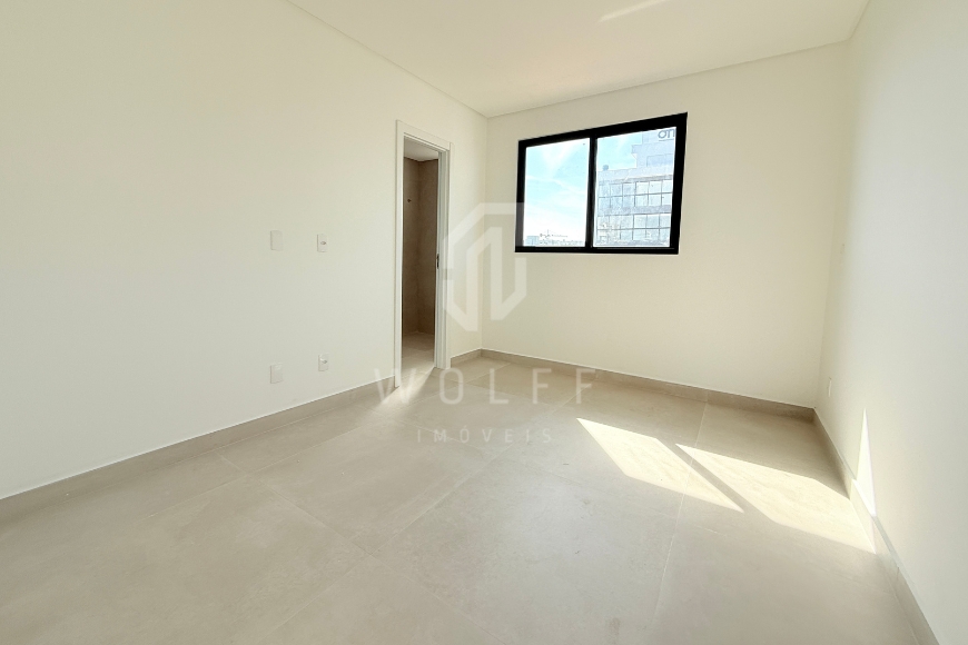 JD1645 - Apartamento com 3 suítes a 200 metros da praia