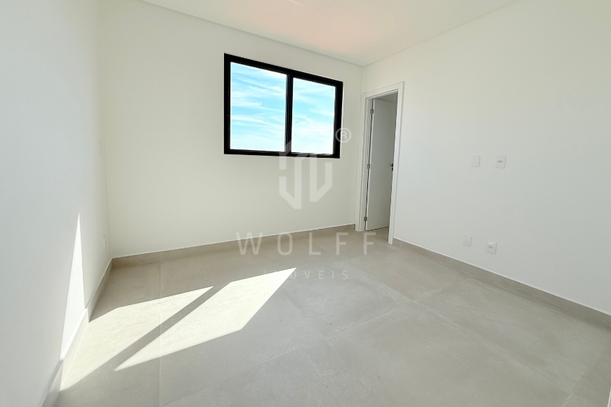 JD1645 - Apartamento com 3 suítes a 200 metros da praia