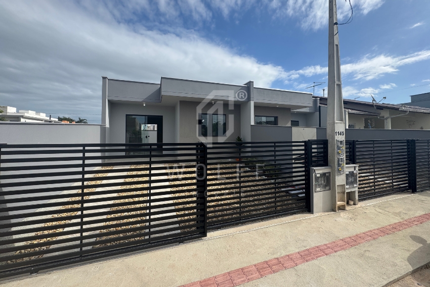 JD1646 - Casa com 1 suíte + 1 dormitório 