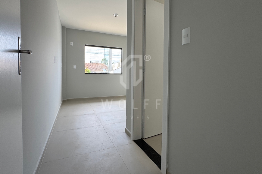 JD1646 - Casa com 1 suíte + 1 dormitório 