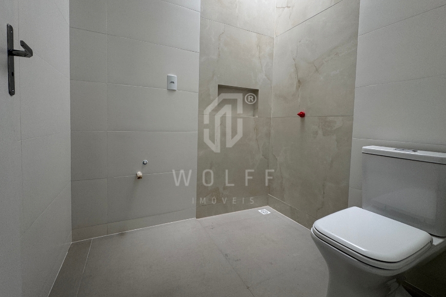 JD1646 - Casa com 1 suíte + 1 dormitório 