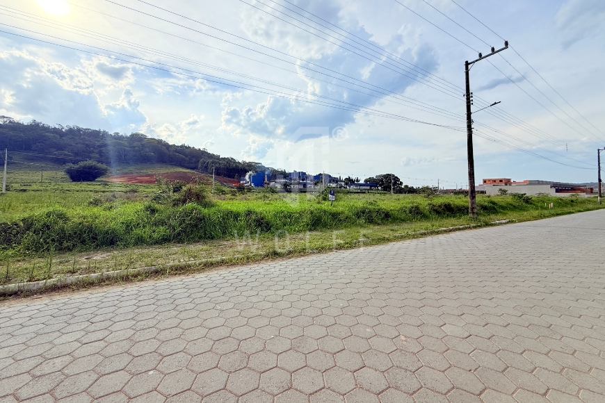 JD1647 - Terreno com 550m² pronto para construir