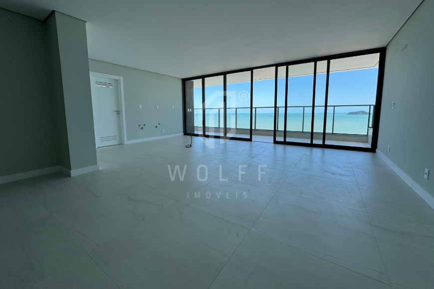 JD1658 - Apartamento Frente Mar no Centro da cidade