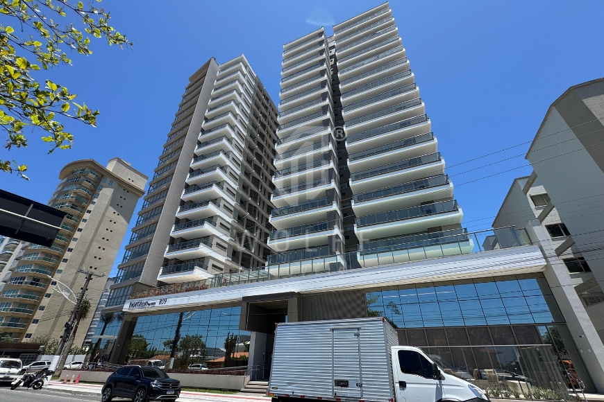 JD1658 - Apartamento Frente Mar no Centro da cidade