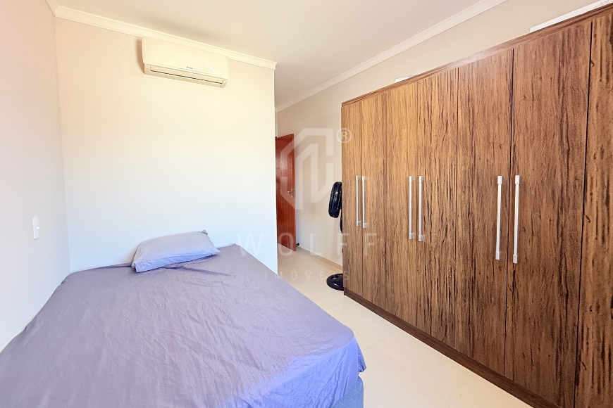 JD1660 - Casa Mobiliada com espaçosa área livre nos fundos em Itajuba